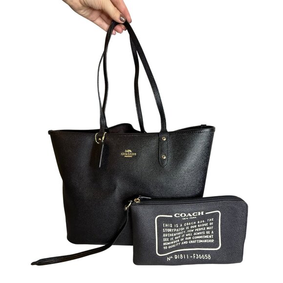 Coach Reversible Signature City Tote With Pouch F36658 - Picture 1 of 14